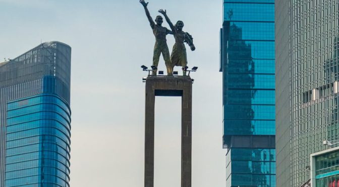 Soemitronomics, Sosialisme dan Pragmatisme